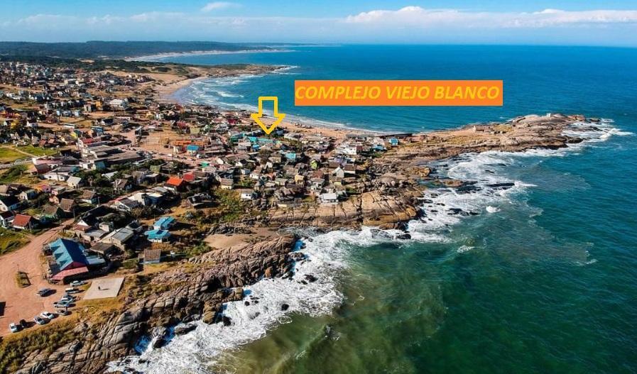 Complejo Viejo Blanco Hotell Punta Del Diablo Exteriör bild
